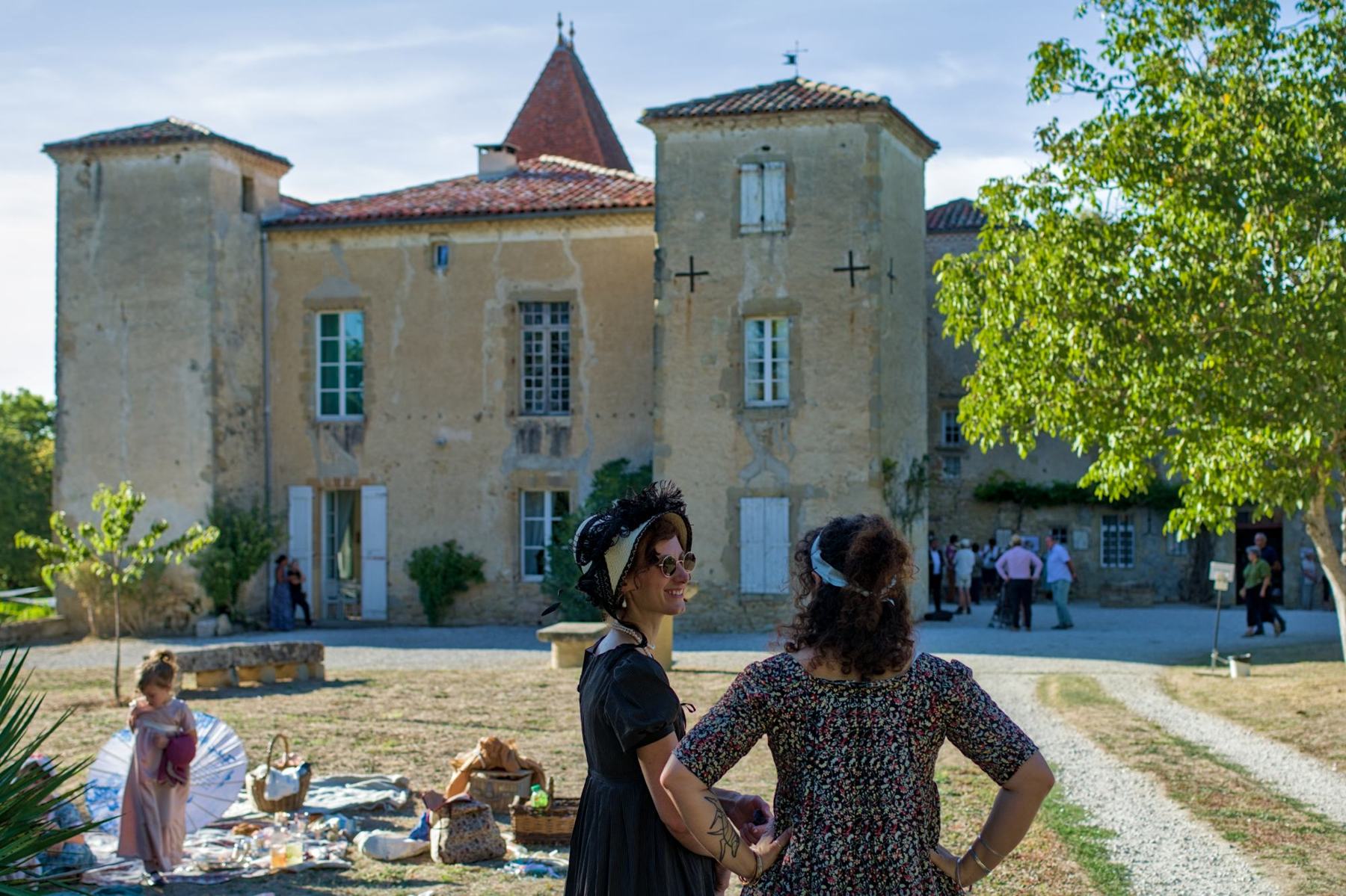 Château du Falga, façade et tours, Lauragais